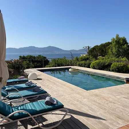 4 Etoiles 3 Vue Ajaccio Villa *